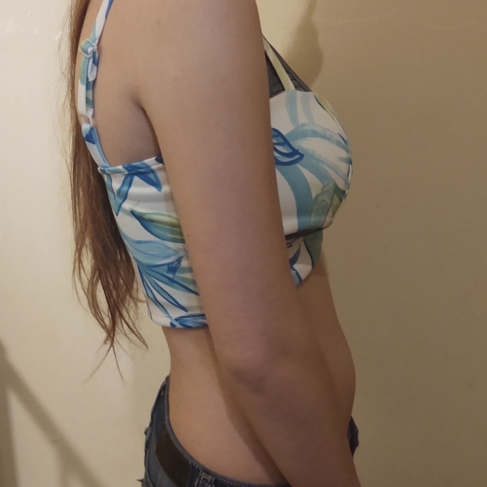 Sabo Skirt Crop Top - Picture 6 of 6